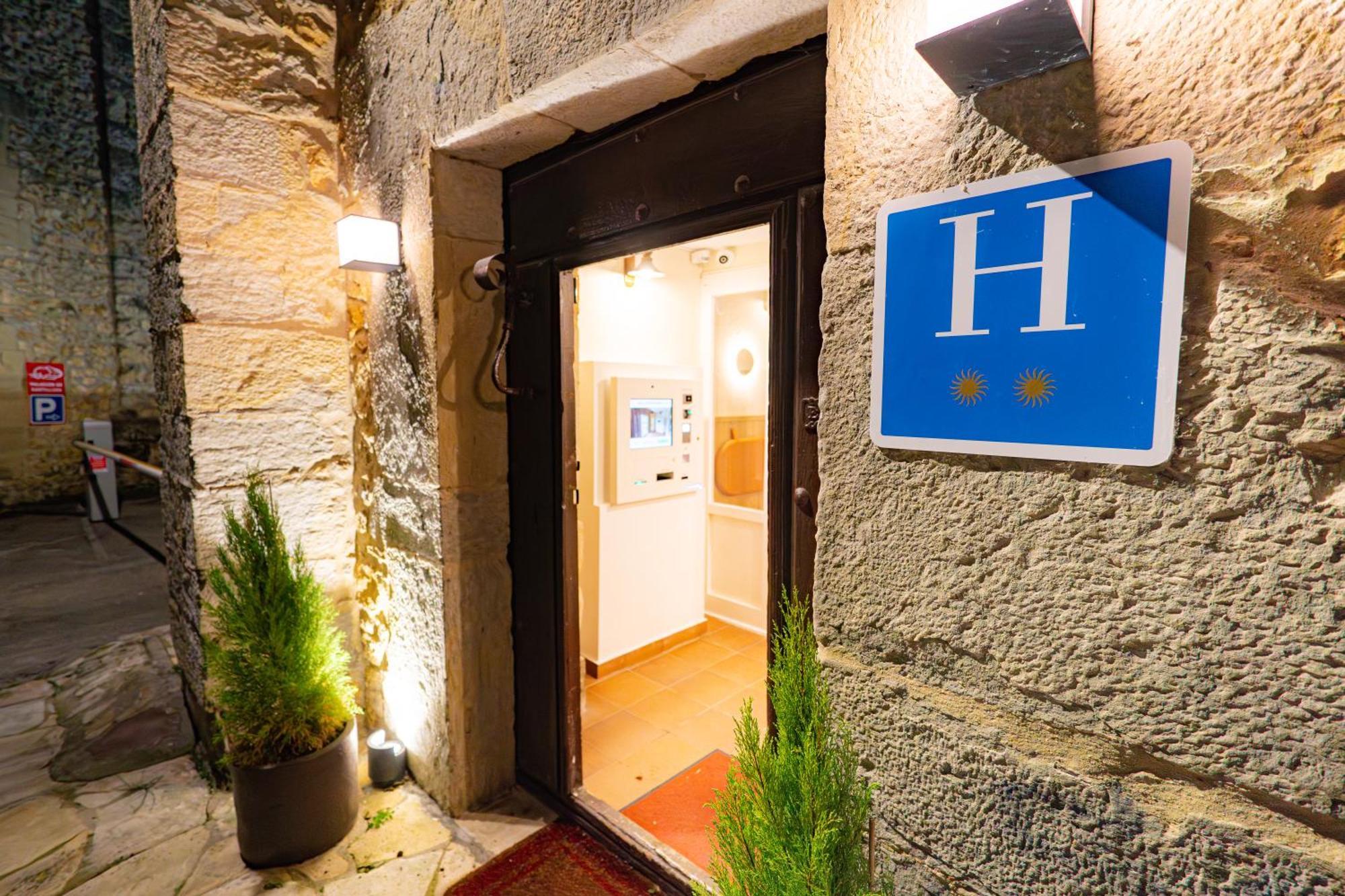 Hotel R Santillana Сантильяна-дель-Мар Экстерьер фото