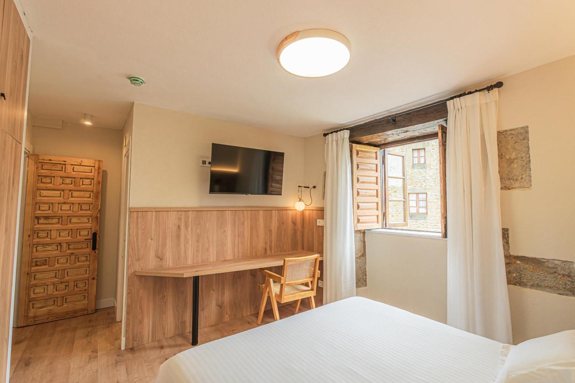 Hotel R Santillana Сантильяна-дель-Мар Экстерьер фото
