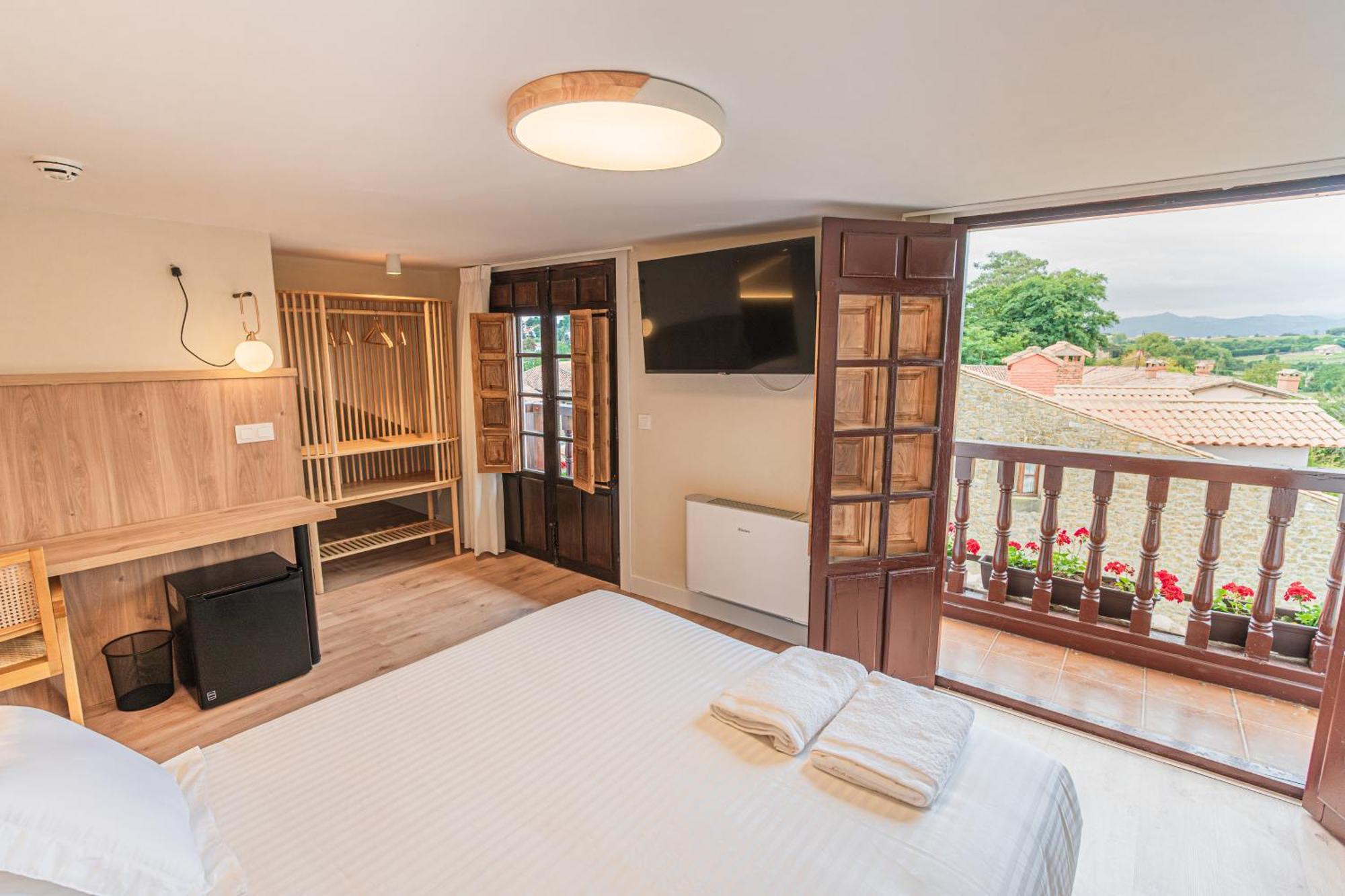 Hotel R Santillana Сантильяна-дель-Мар Экстерьер фото