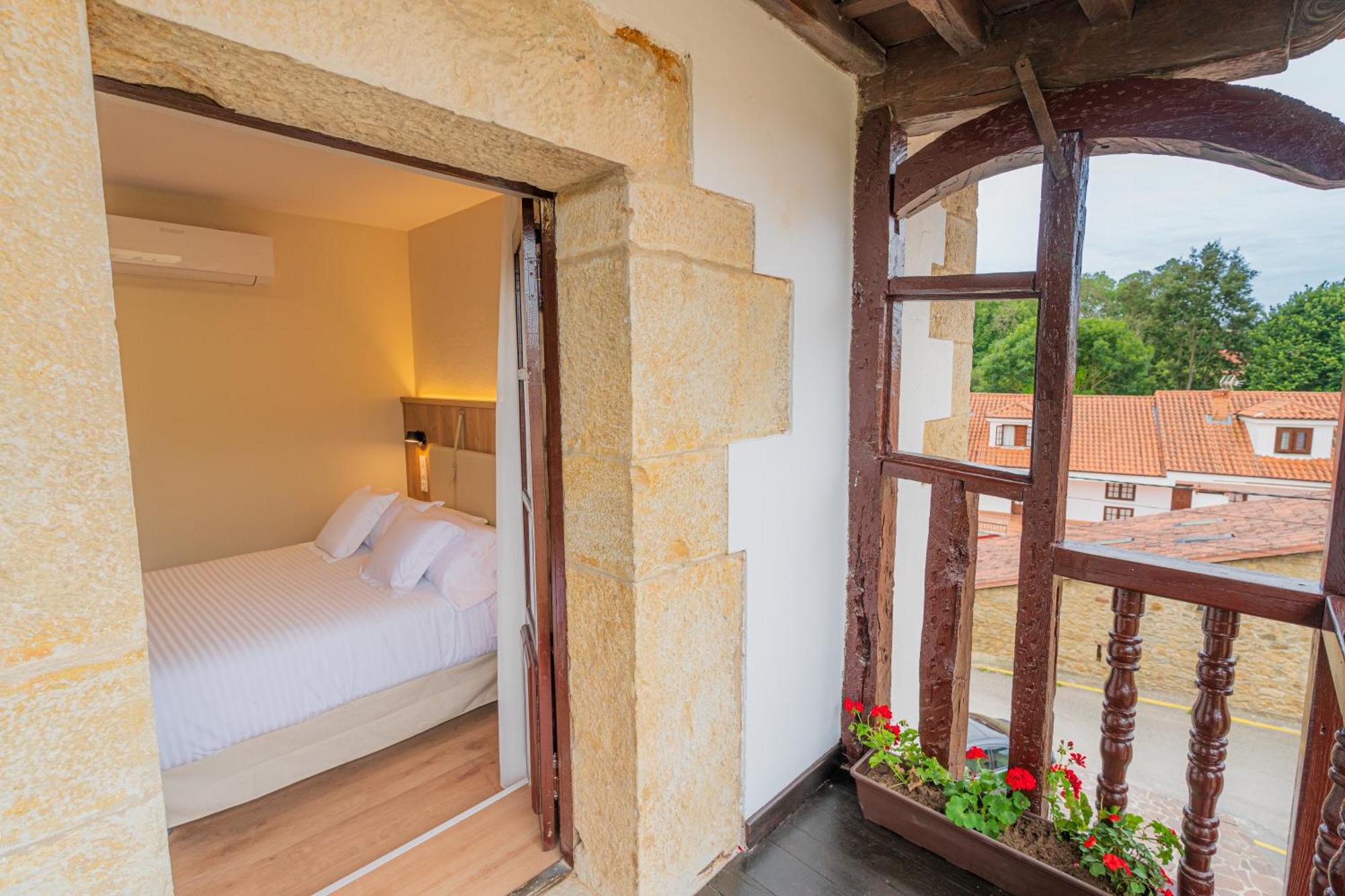 Hotel R Santillana Сантильяна-дель-Мар Экстерьер фото